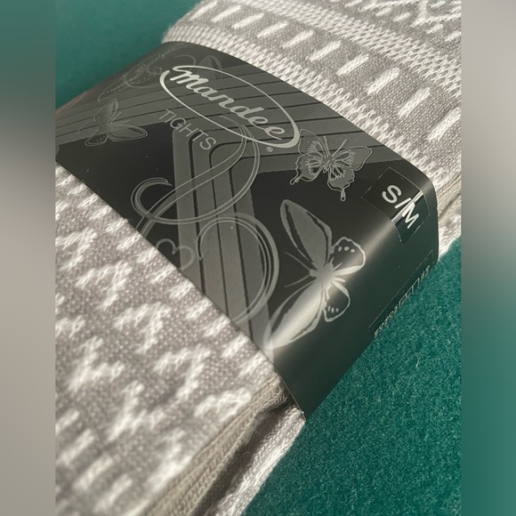 Gray Patterned Tights - Picture 3 of 3